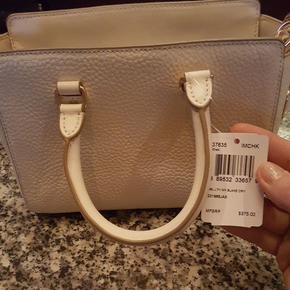 Authentic Coach purse - Picture 2 of 4